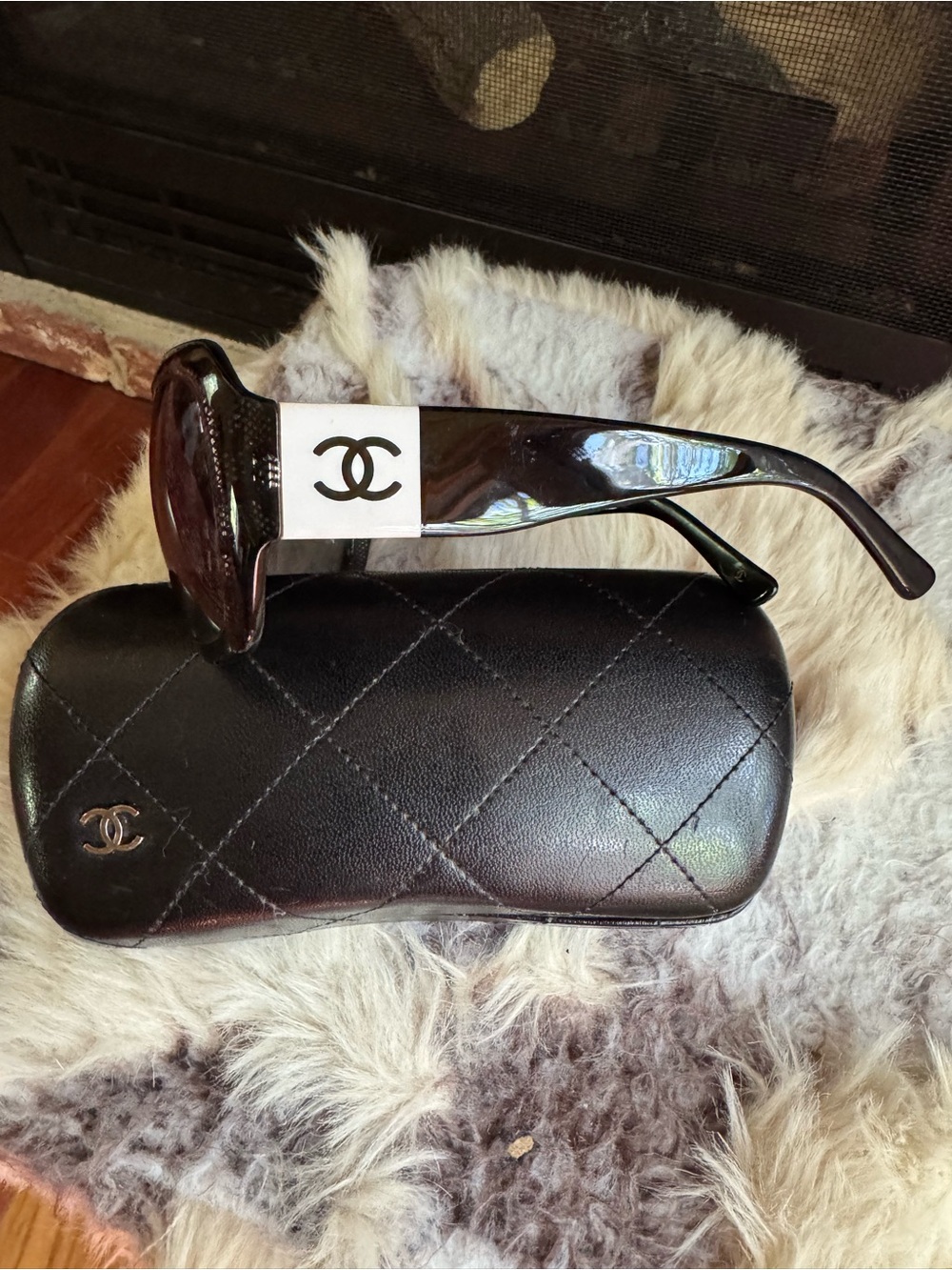 Chanel lace sunglasses with white band on side